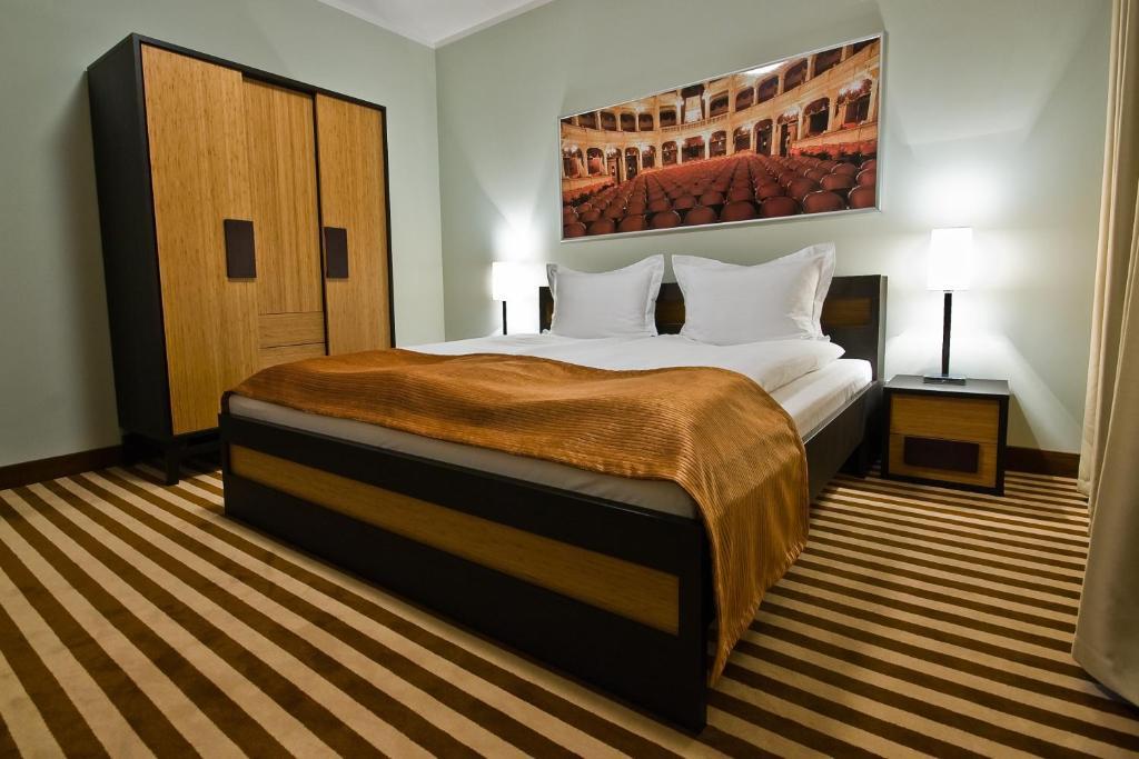 Hotel Poznanski A2 Luboń Eksteriør bilde
